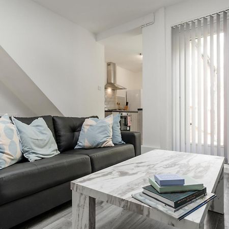 Vichy - Strathcona Suites, Houses In Wavertree Liverpool Exteriör bild
