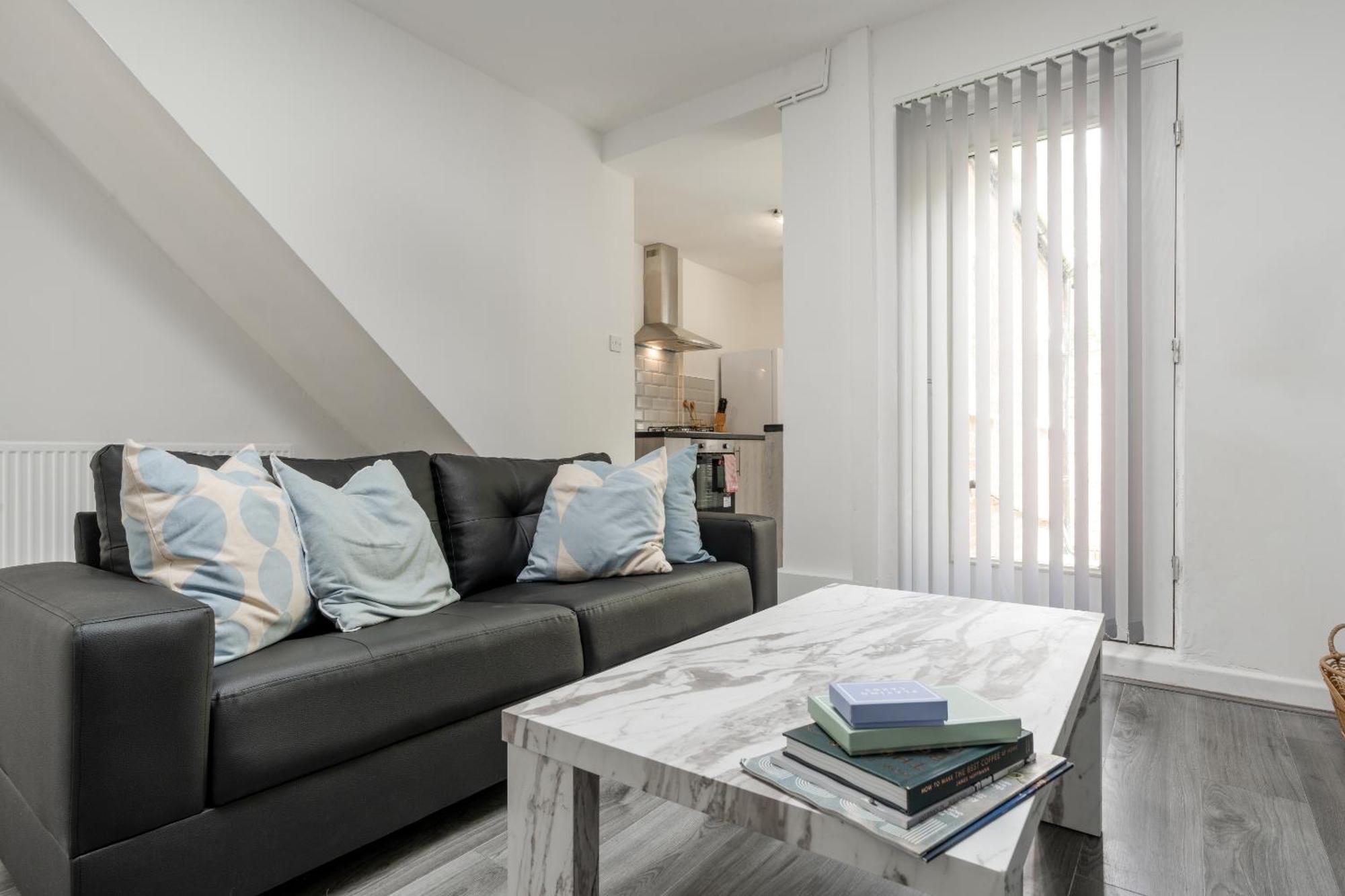 Vichy - Strathcona Suites, Houses In Wavertree Liverpool Exteriör bild